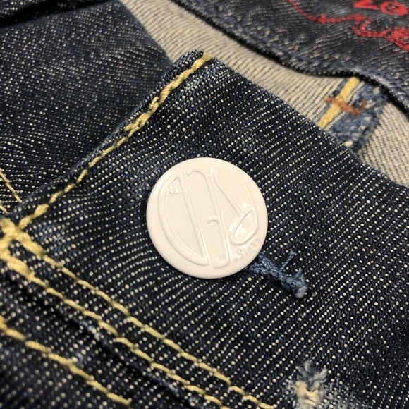 Levis Red Rare Denim Jeans Size 30 Measures 32x33 - Picture 7 of 8